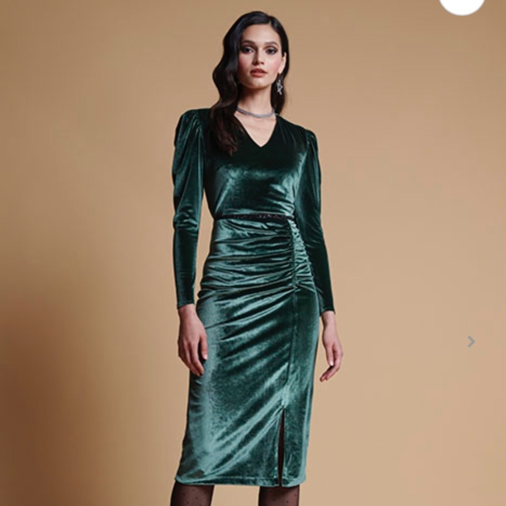 Rachel Parcell Long Sleeve Stretch Green Velvet Sheath Dress